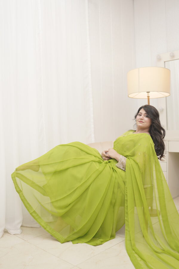 Zircon Riwayat Saree - Image 3