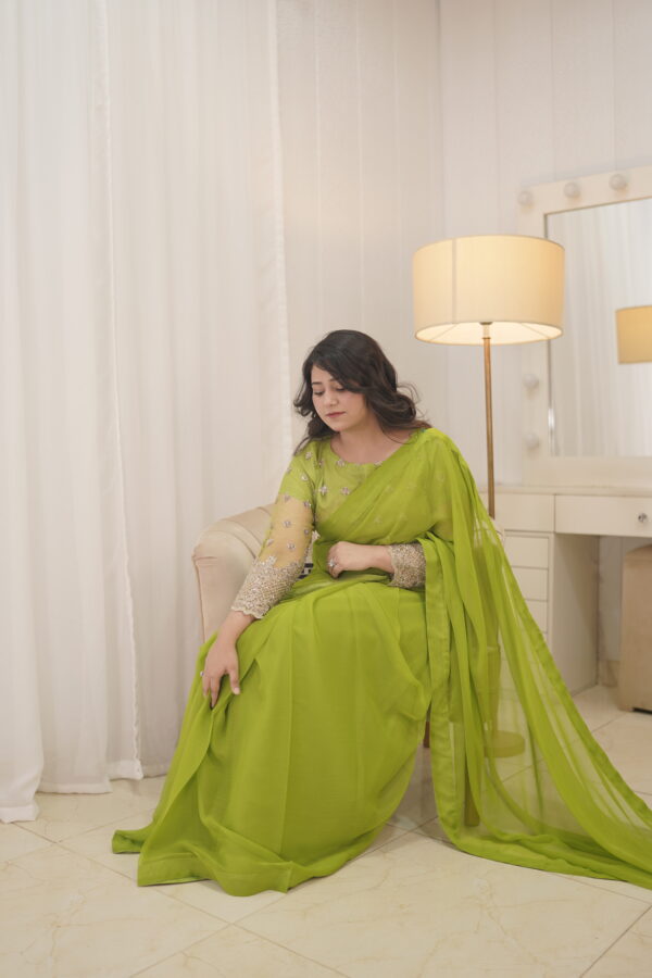 Zircon Riwayat Saree - Image 4