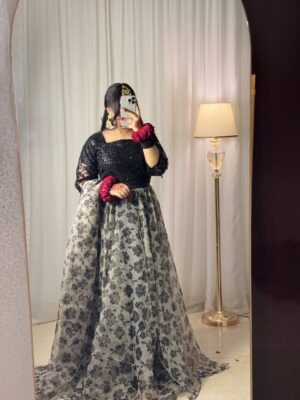 Chandni Siyah